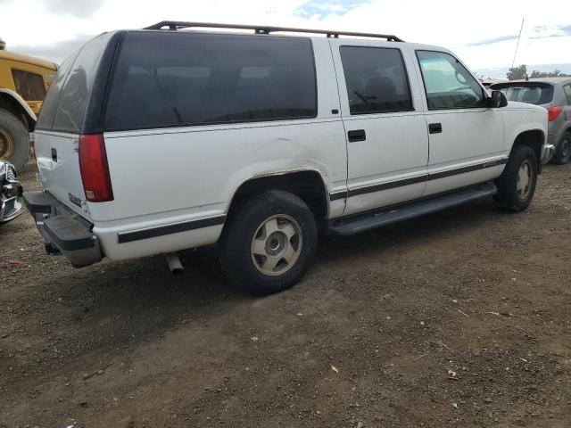 Photo 2 VIN: 3GNFK16R3WG140197 - CHEVROLET SUBURBAN 