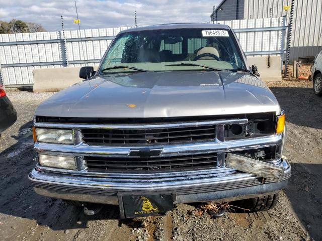 Photo 4 VIN: 3GNFK16R5XG259922 - CHEVROLET SUBURBAN 