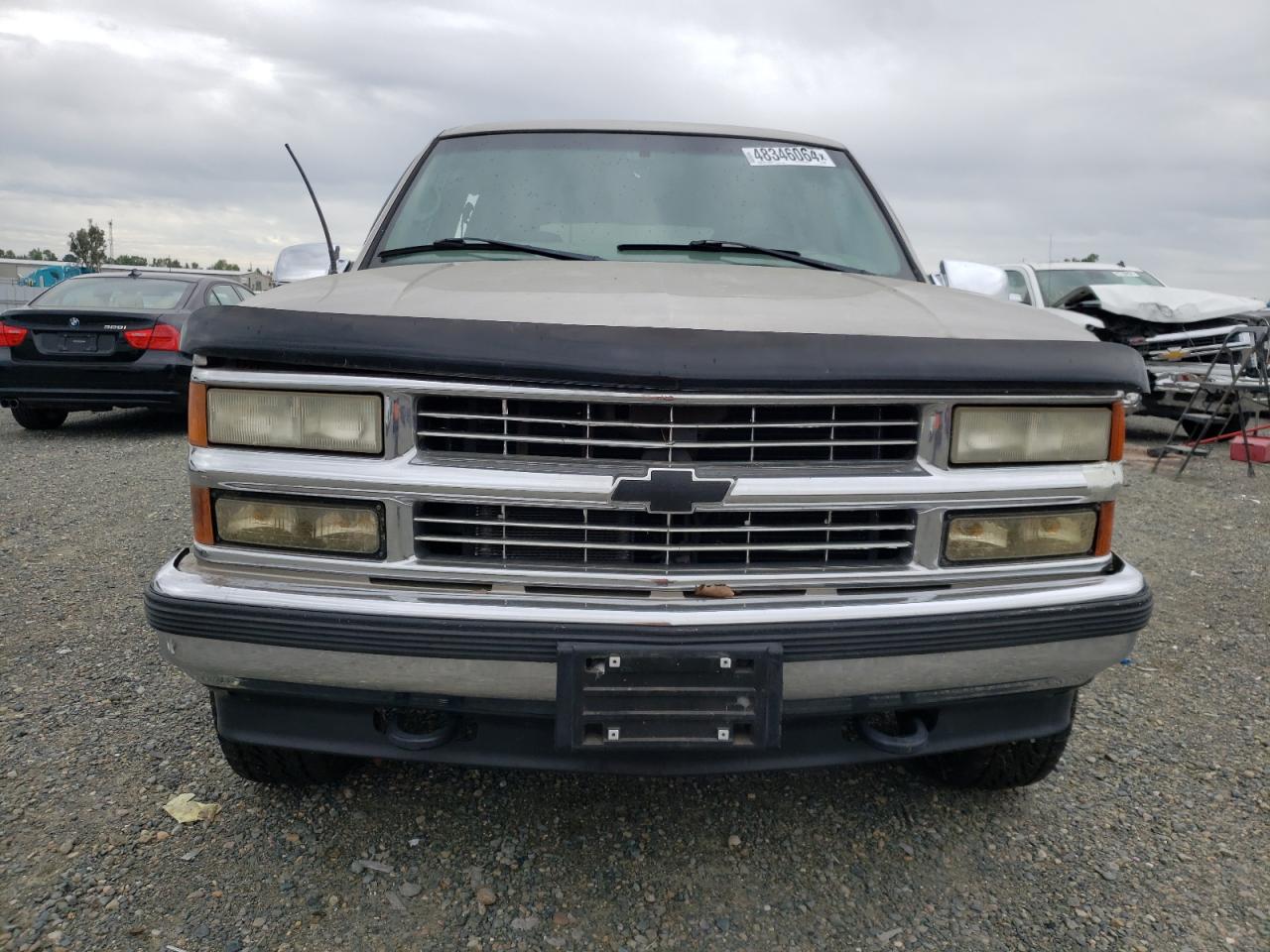 Photo 4 VIN: 3GNFK16R7WG149095 - CHEVROLET SUBURBAN 