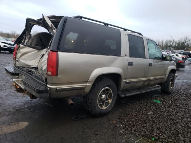 Photo 2 VIN: 3GNFK16R7XG114316 - CHEVROLET SUBURBAN 