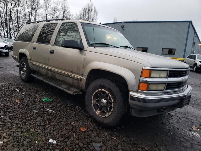 Photo 3 VIN: 3GNFK16R7XG114316 - CHEVROLET SUBURBAN 