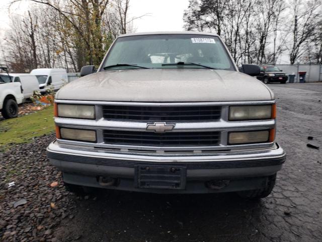 Photo 4 VIN: 3GNFK16R7XG114316 - CHEVROLET SUBURBAN 