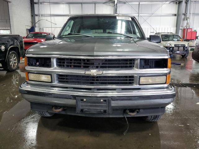 Photo 4 VIN: 3GNFK16R8XG149091 - CHEVROLET SUBURBAN K 