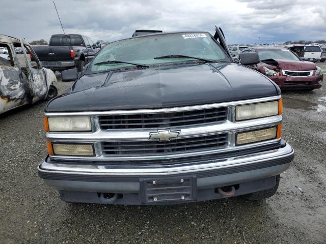 Photo 4 VIN: 3GNFK16R9WG117345 - CHEVROLET SUBURBAN 