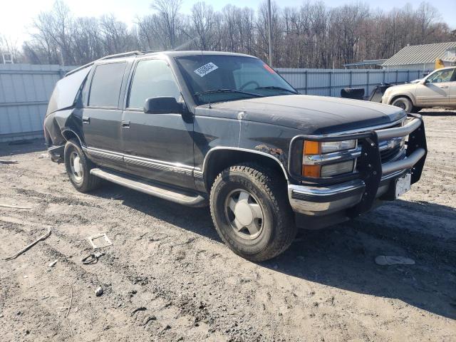 Photo 3 VIN: 3GNFK16RXXG134303 - CHEVROLET SUBURBAN 