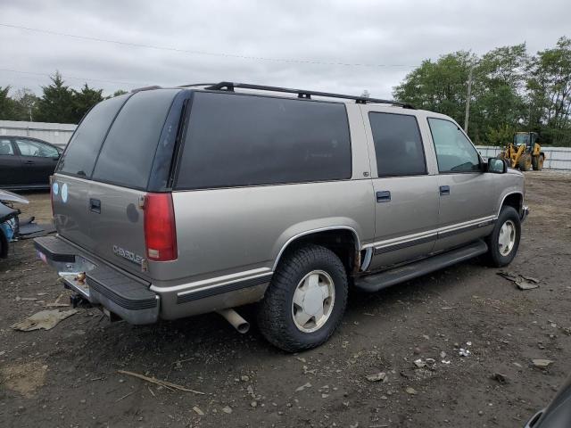 Photo 2 VIN: 3GNFK16RXXG204379 - CHEVROLET SUBURBAN K 