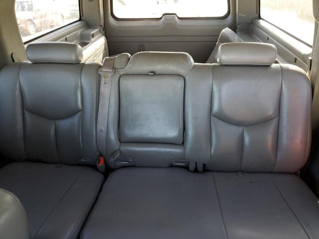 Photo 9 VIN: 3GNFK16T04G259527 - CHEVROLET SUBURBAN K 