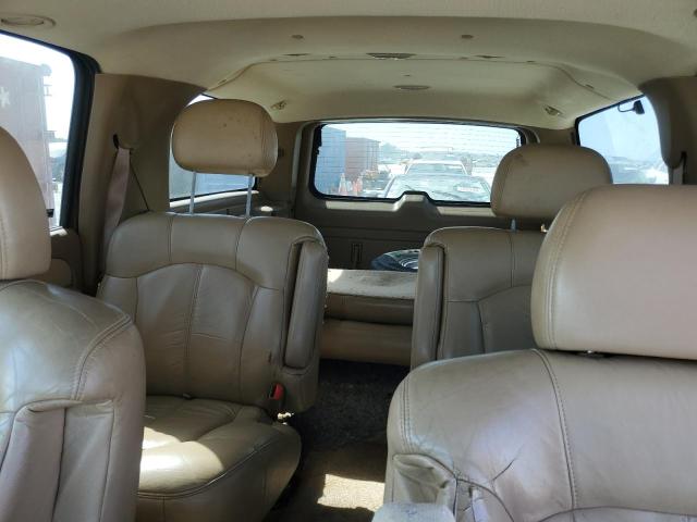 Photo 9 VIN: 3GNFK16T3YG122555 - CHEVROLET SUBURBAN K 