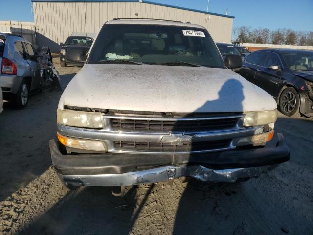 Photo 4 VIN: 3GNFK16T4YG109054 - CHEVROLET SUBURBAN 