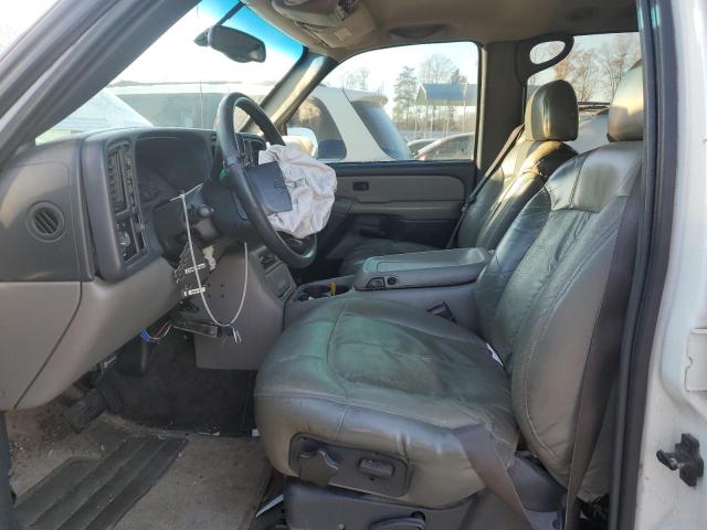 Photo 6 VIN: 3GNFK16T4YG109054 - CHEVROLET SUBURBAN 