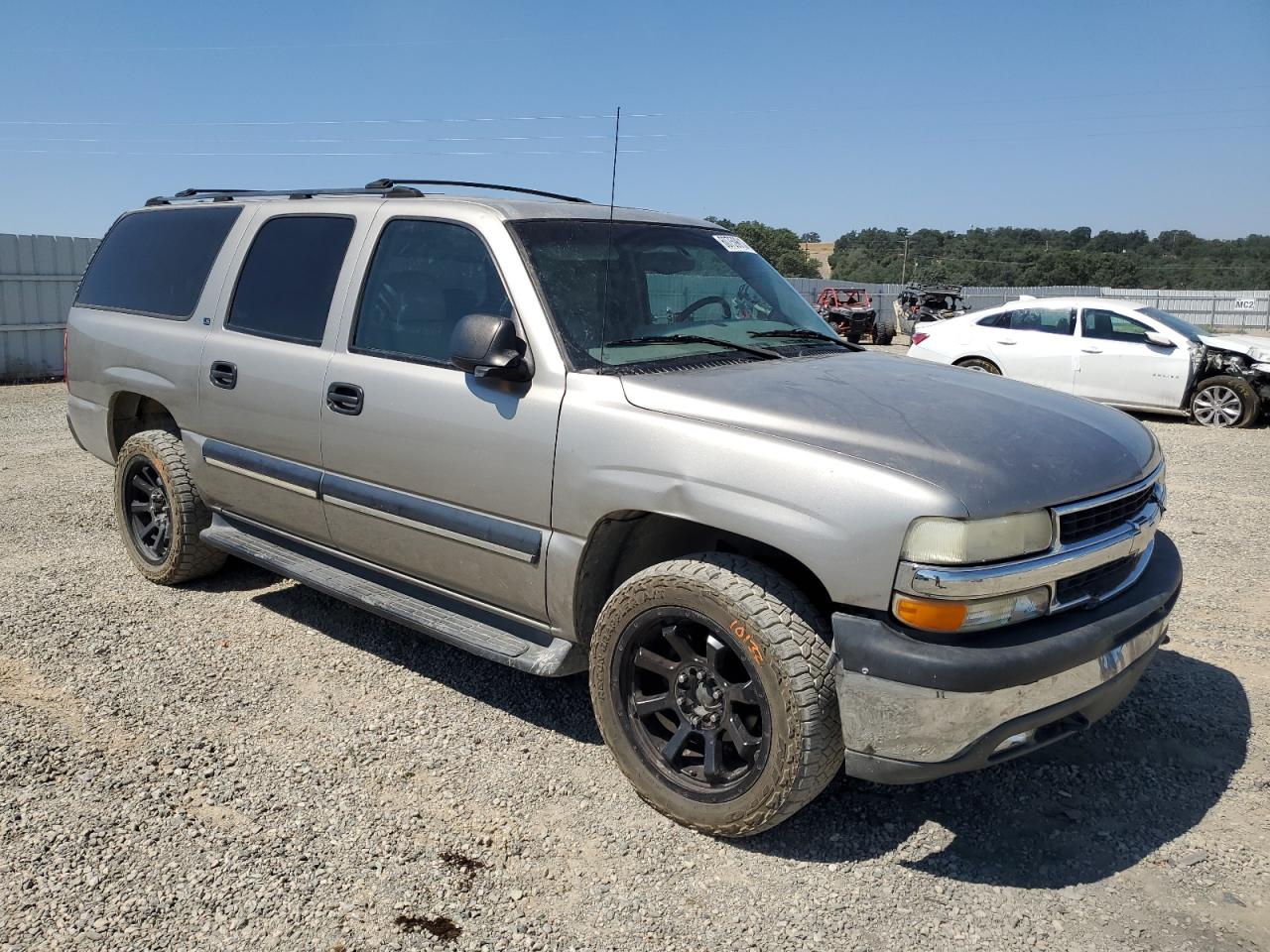 Photo 3 VIN: 3GNFK16T71G158979 - CHEVROLET SUBURBAN 