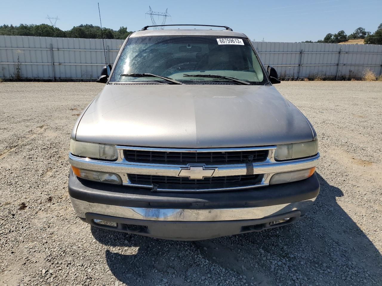 Photo 4 VIN: 3GNFK16T71G158979 - CHEVROLET SUBURBAN 