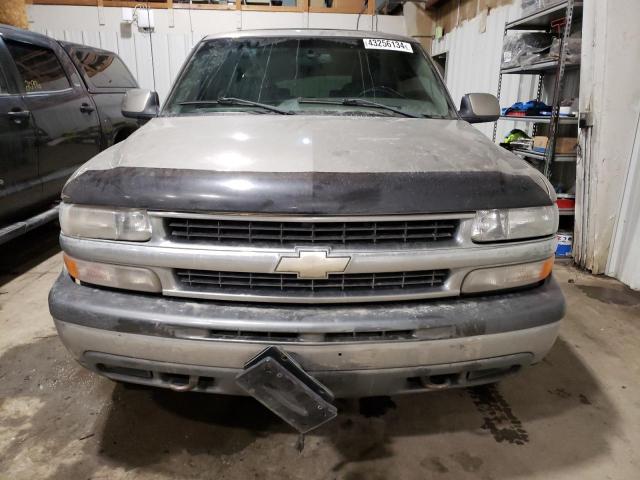 Photo 4 VIN: 3GNFK16T8YG155566 - CHEVROLET SUBURBAN 