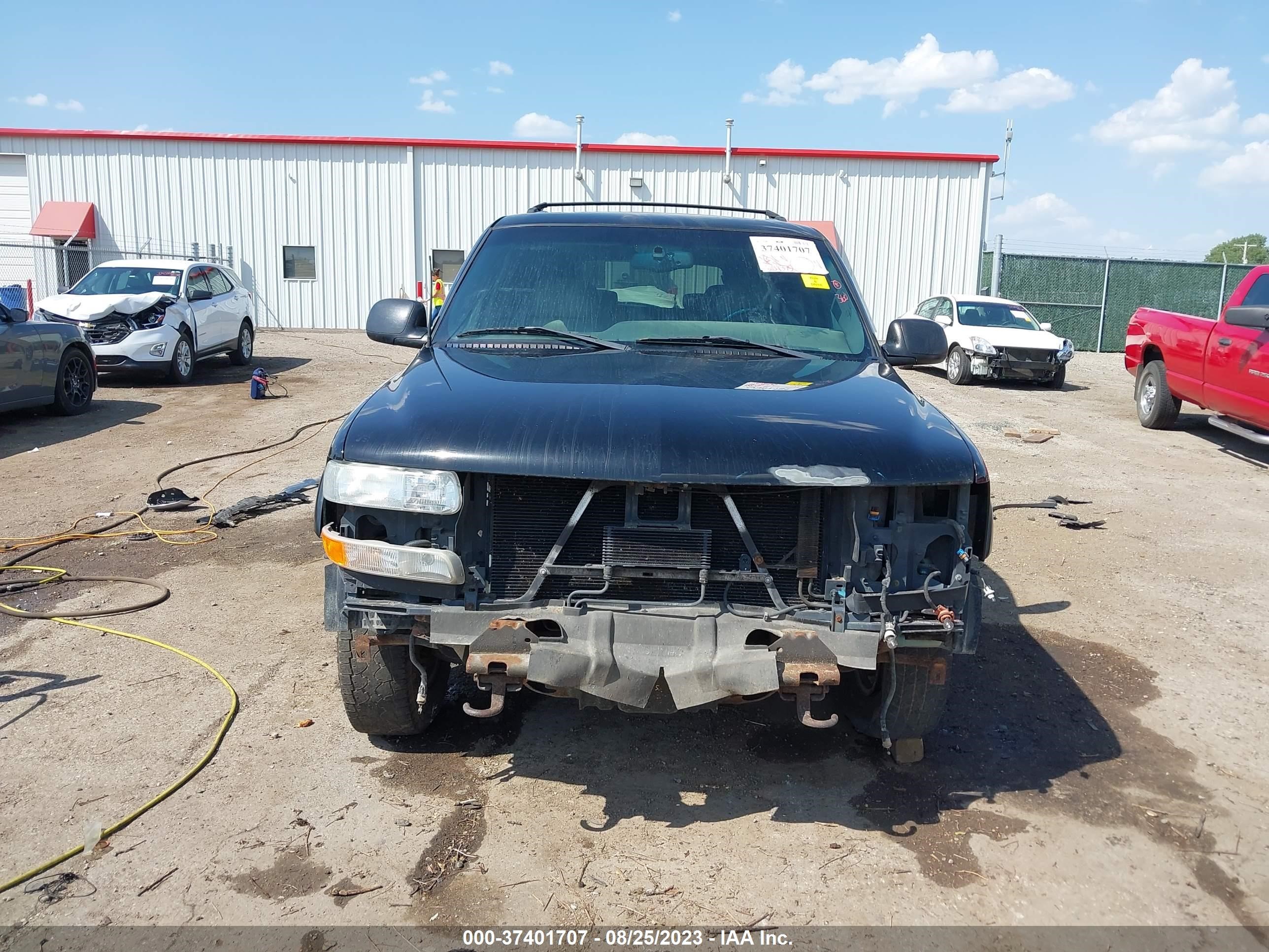 Photo 12 VIN: 3GNFK16T8YG222814 - CHEVROLET EXPRESS 