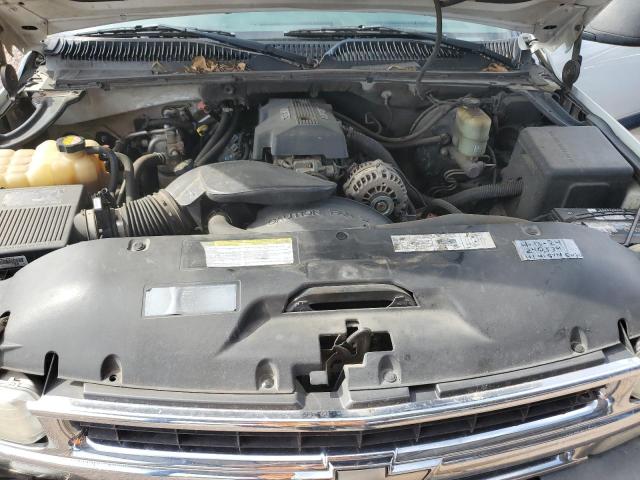 Photo 11 VIN: 3GNFK16T8YG228564 - CHEVROLET SUBURBAN 