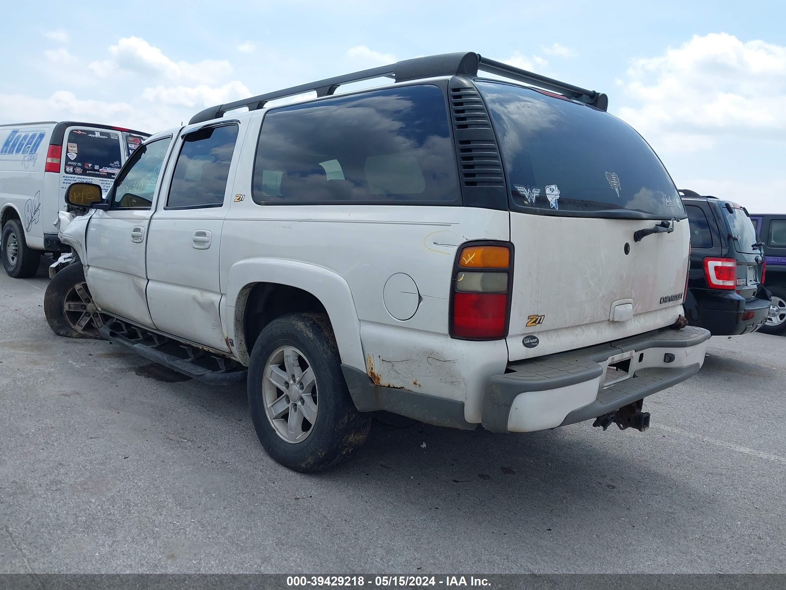 Photo 2 VIN: 3GNFK16Z14G217498 - CHEVROLET SUBURBAN 