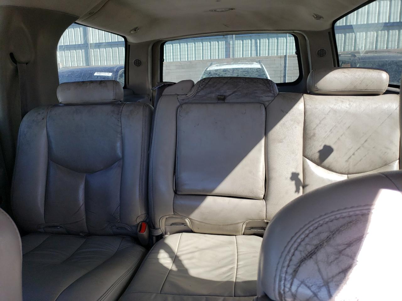 Photo 9 VIN: 3GNFK16Z35G266896 - CHEVROLET SUBURBAN 