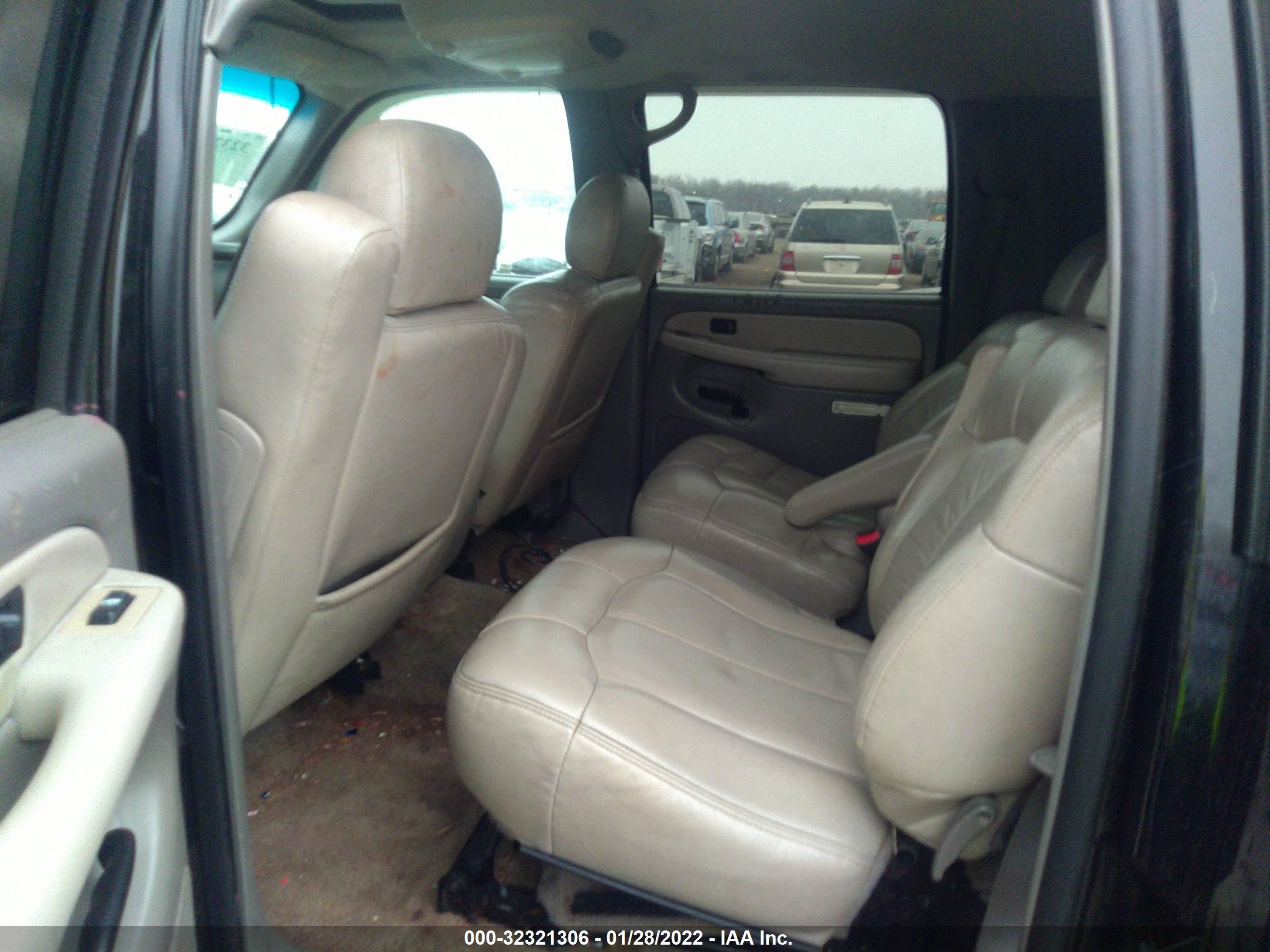 Photo 7 VIN: 3GNFK16ZX2G276174 - CHEVROLET SUBURBAN 