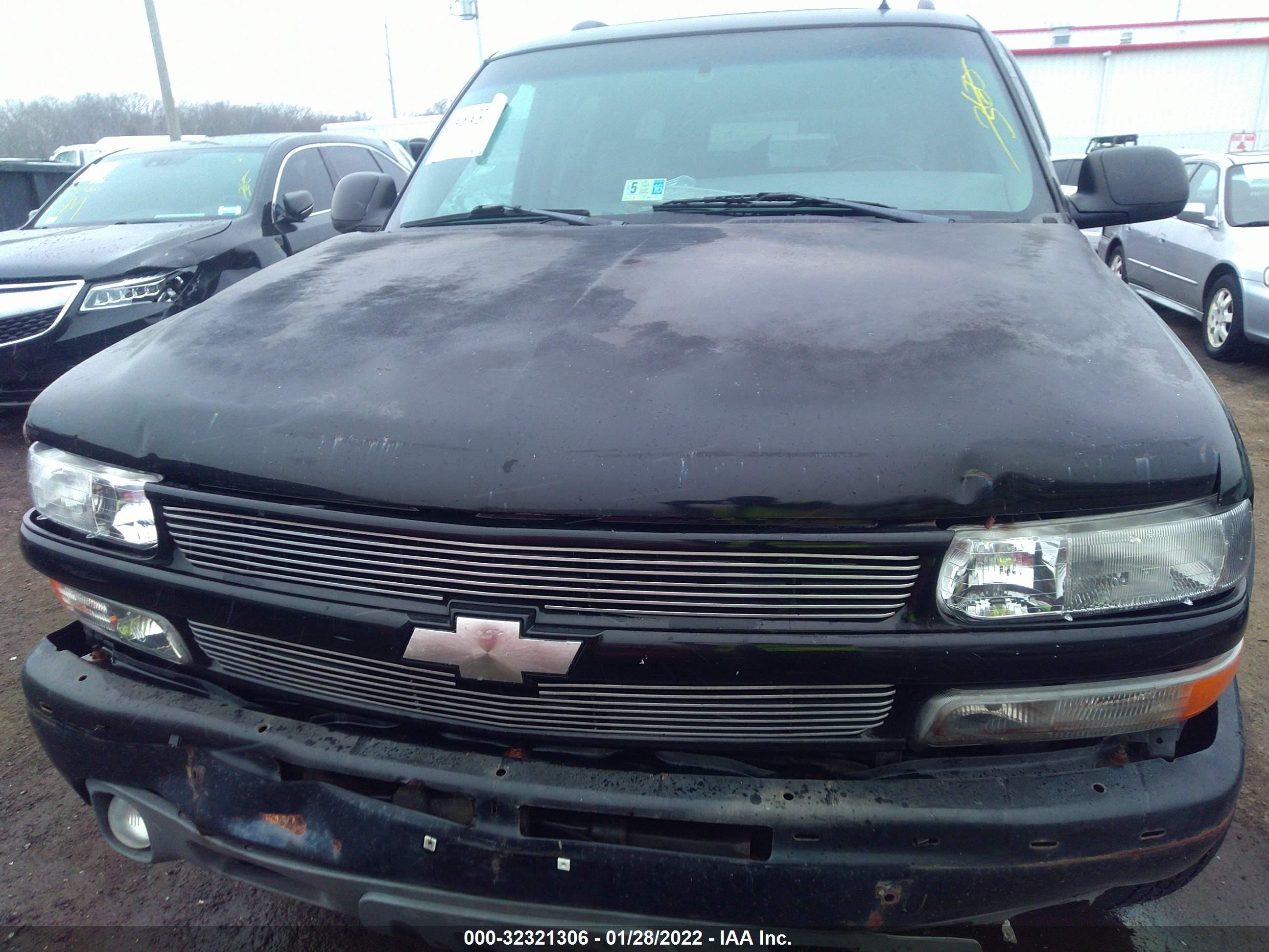 Photo 9 VIN: 3GNFK16ZX2G276174 - CHEVROLET SUBURBAN 