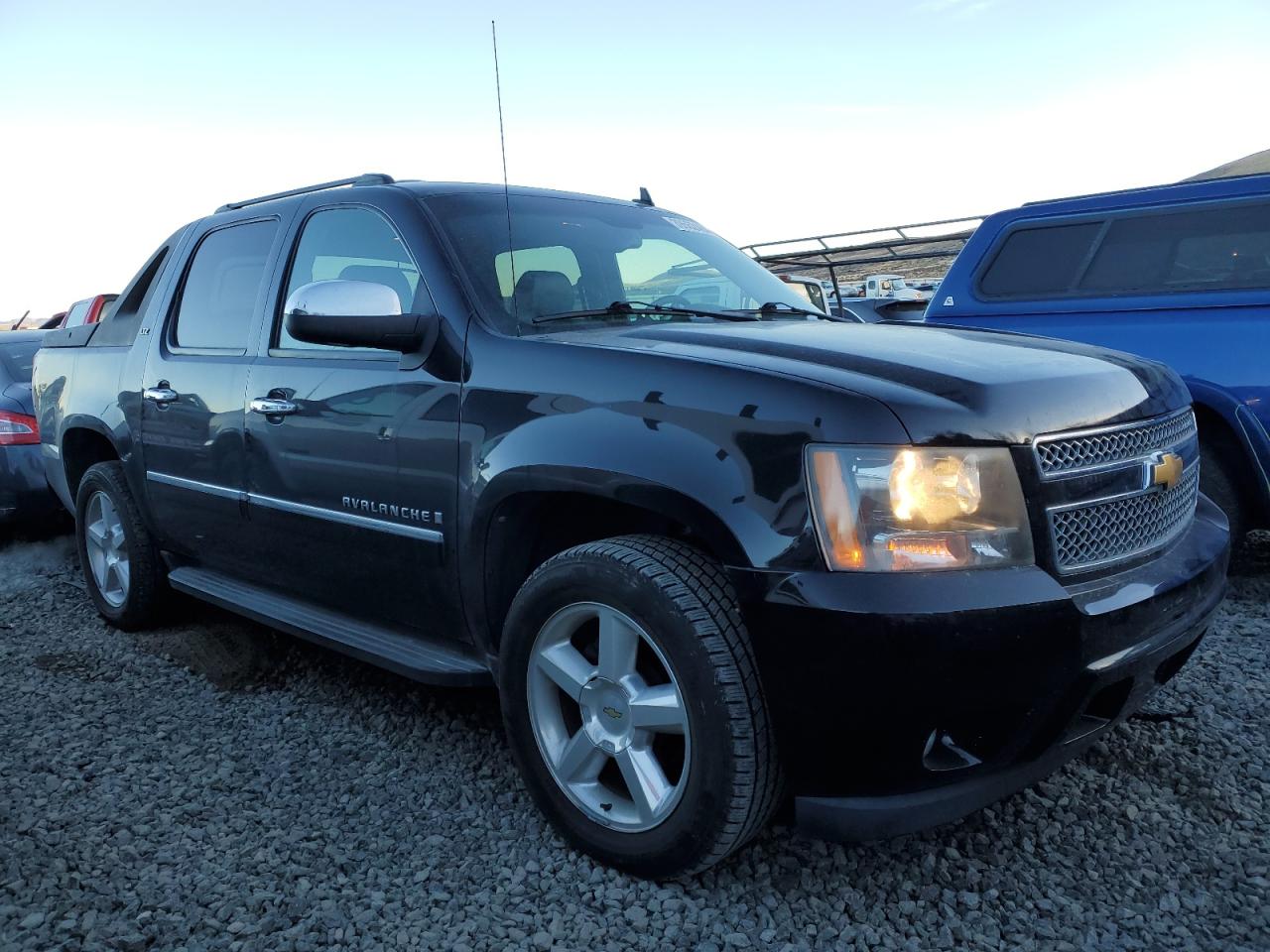 Photo 3 VIN: 3GNFK32009G183385 - CHEVROLET AVALANCHE 