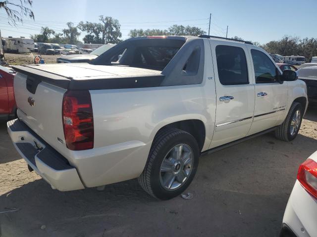 Photo 2 VIN: 3GNFK32029G267644 - CHEVROLET AVALANCHE 