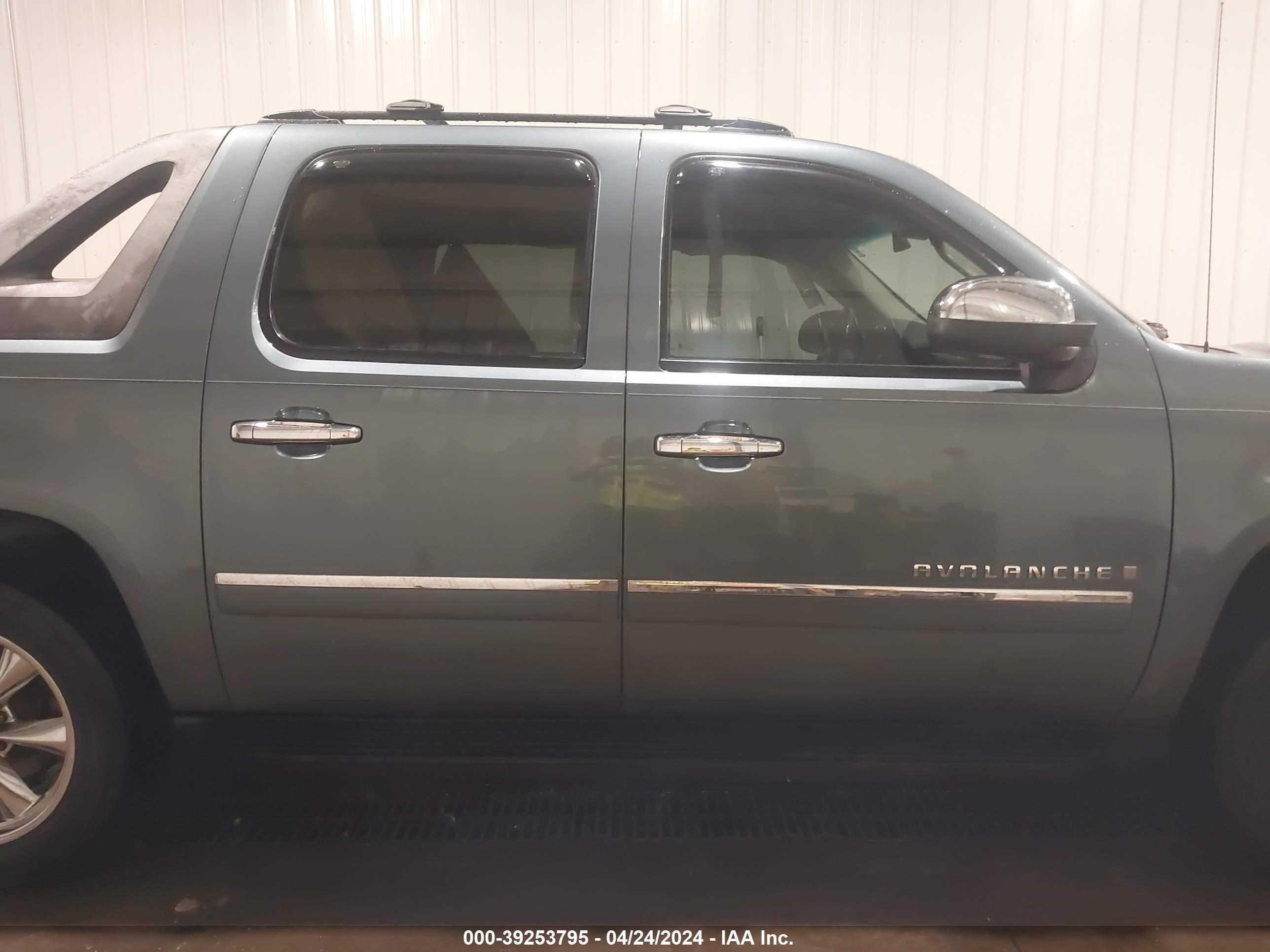 Photo 12 VIN: 3GNFK32099G149946 - CHEVROLET AVALANCHE 