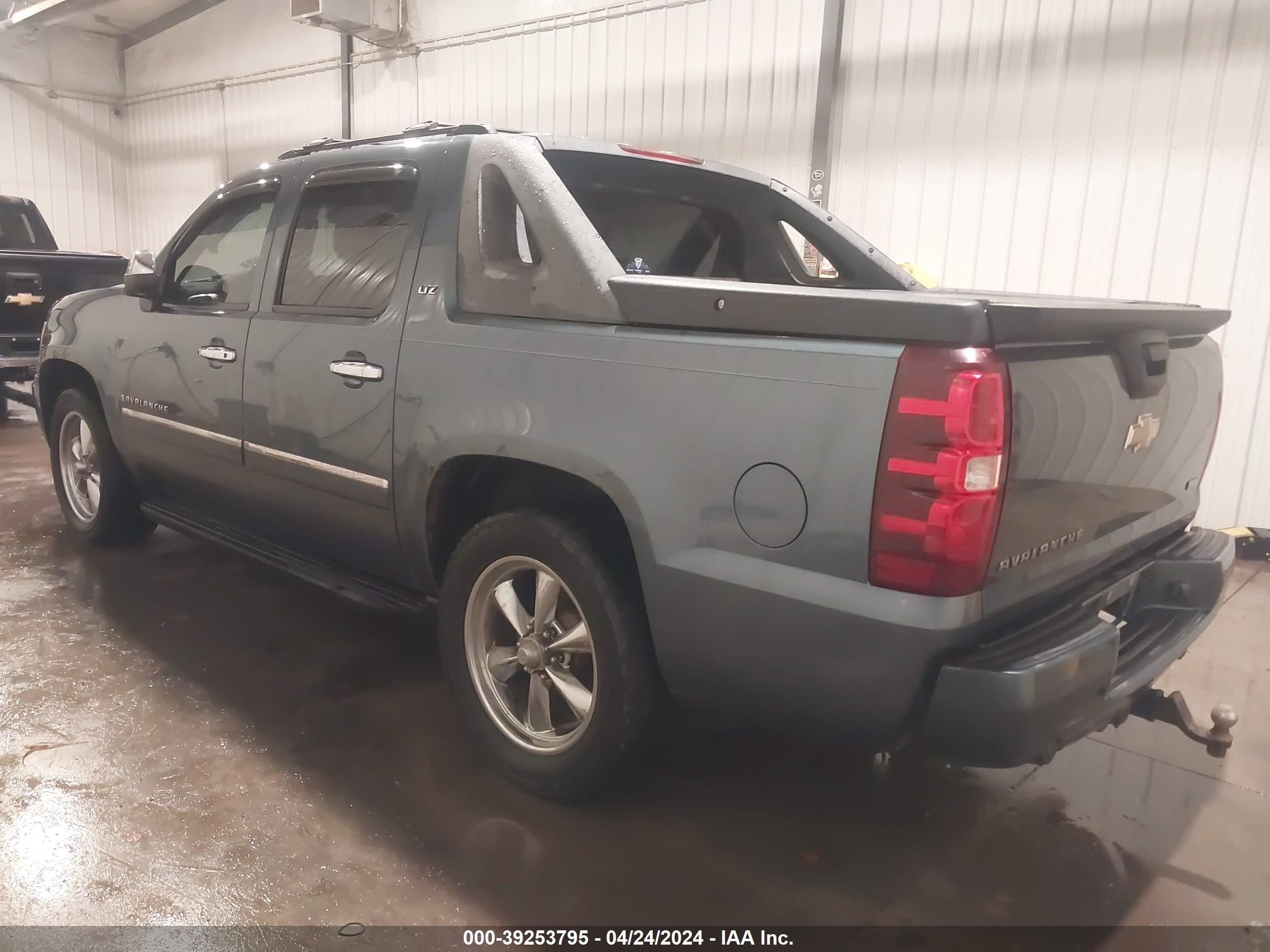 Photo 2 VIN: 3GNFK32099G149946 - CHEVROLET AVALANCHE 