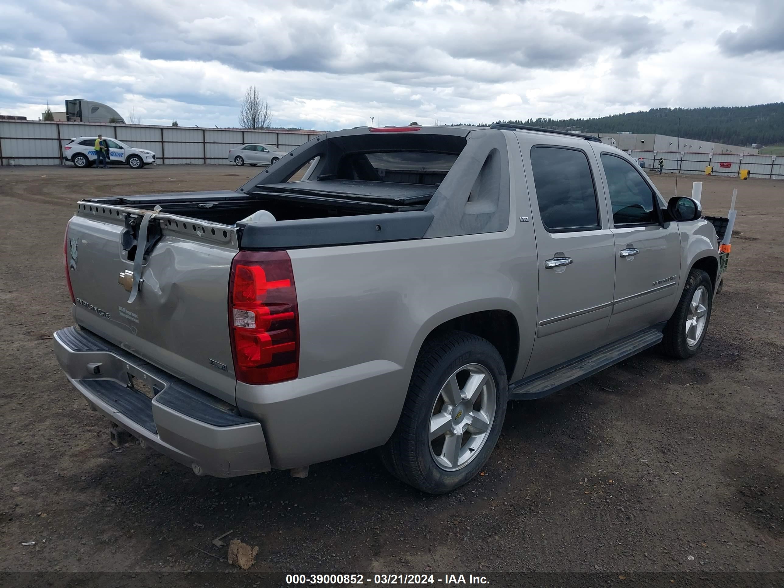 Photo 3 VIN: 3GNFK32099G161434 - CHEVROLET AVALANCHE 