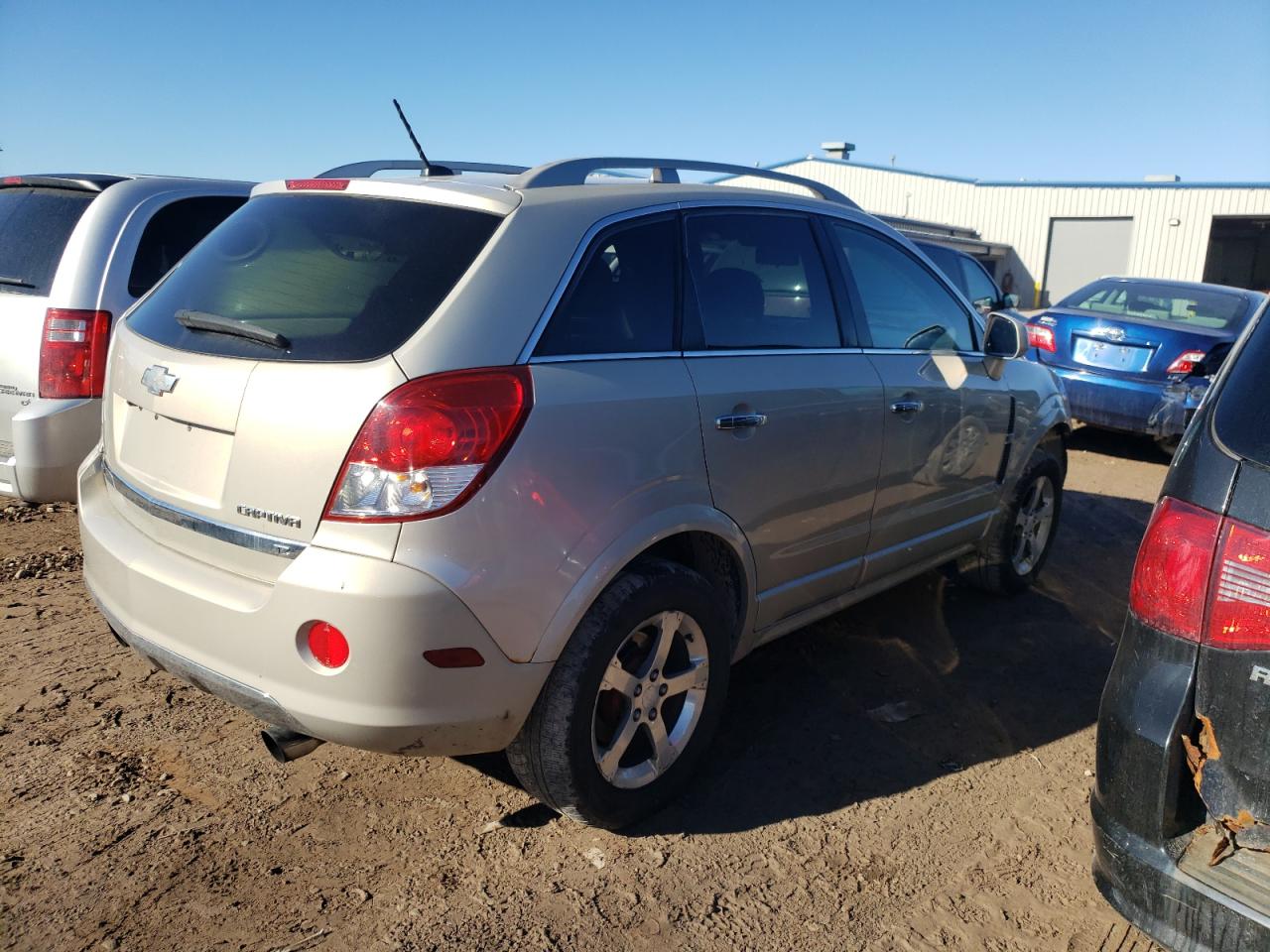 Photo 2 VIN: 3GNFL4E5XCS599829 - CHEVROLET CAPTIVA 