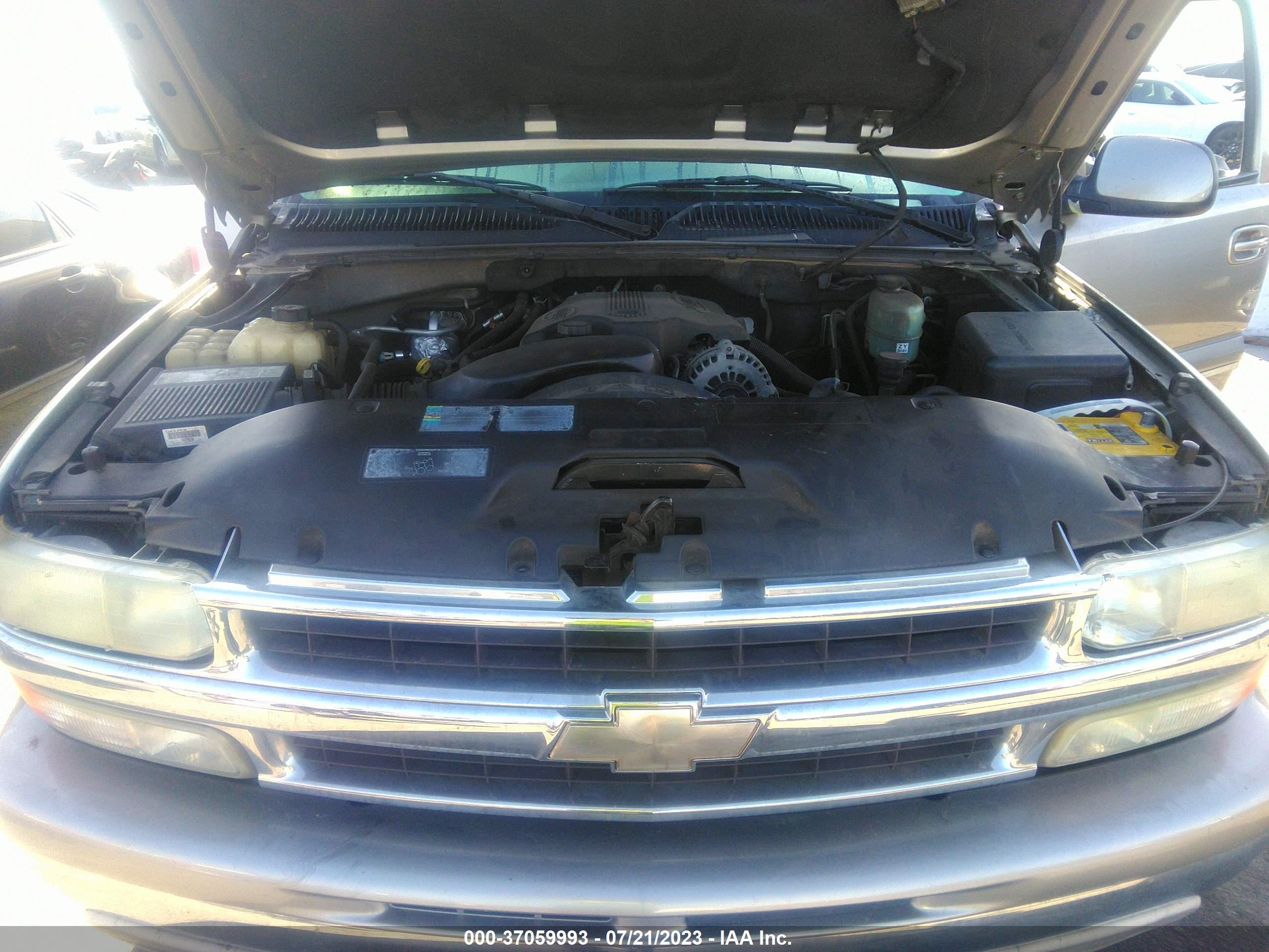 Photo 9 VIN: 3GNGC26G92G232995 - CHEVROLET SUBURBAN 