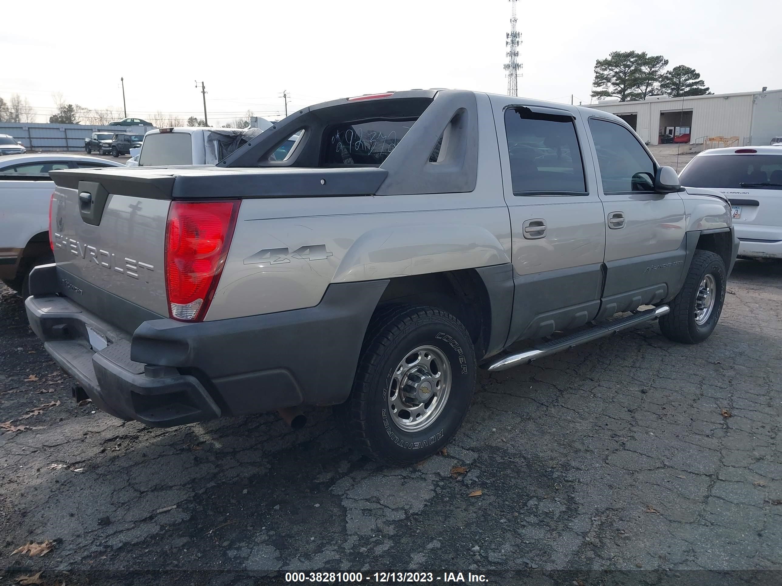 Photo 3 VIN: 3GNGK22G44G292372 - CHEVROLET AVALANCHE 