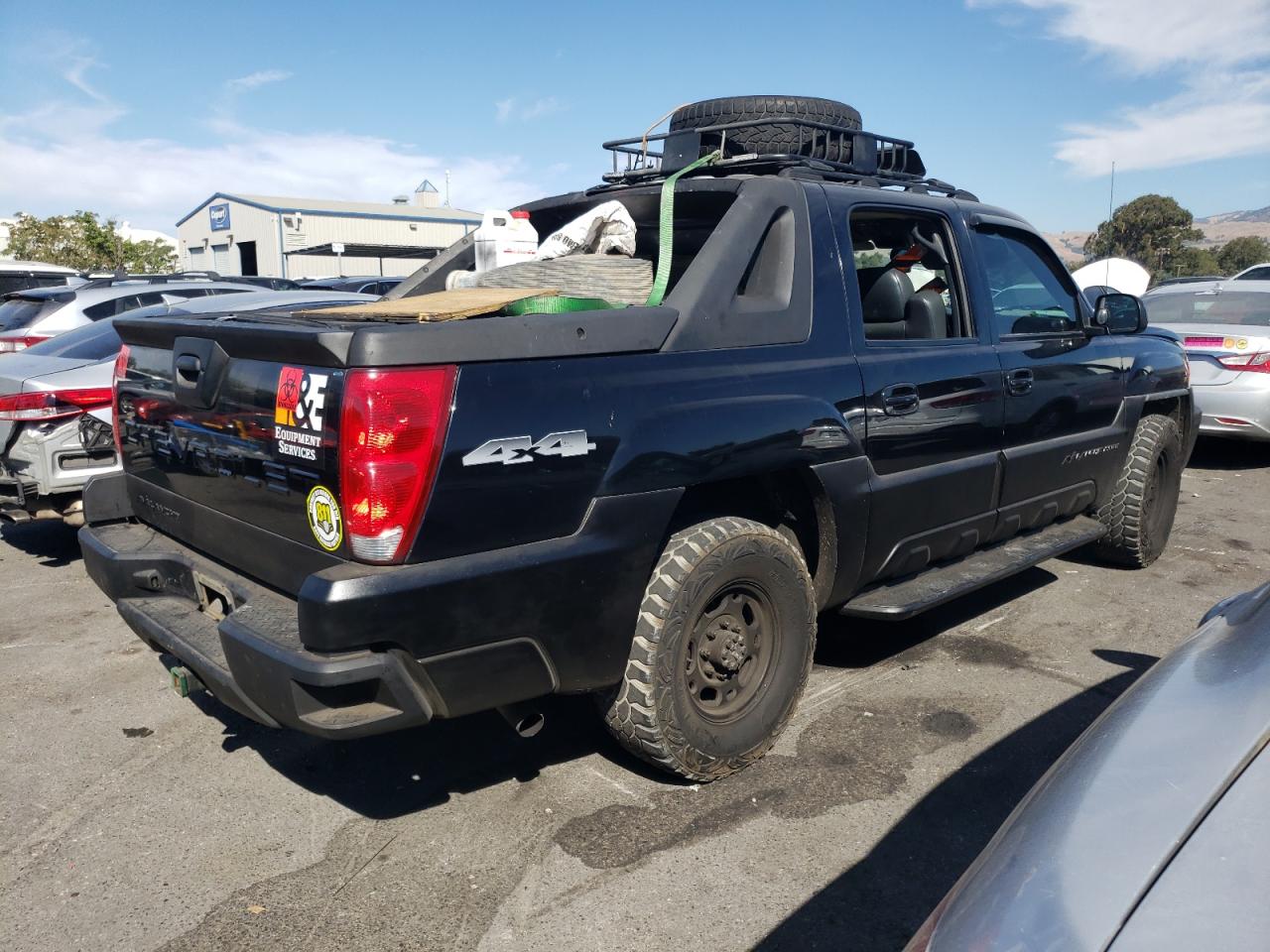 Photo 2 VIN: 3GNGK23G72G235045 - CHEVROLET AVALANCHE 