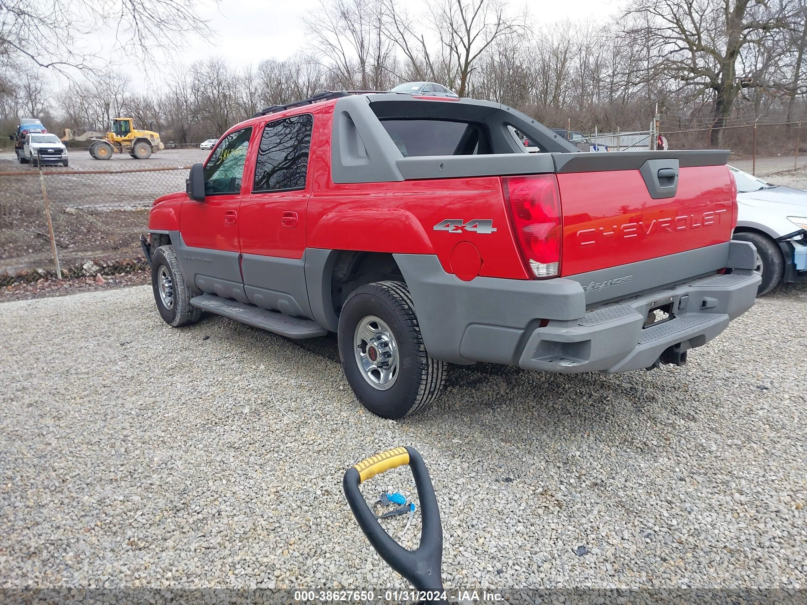 Photo 2 VIN: 3GNGK23G92G157707 - CHEVROLET AVALANCHE 