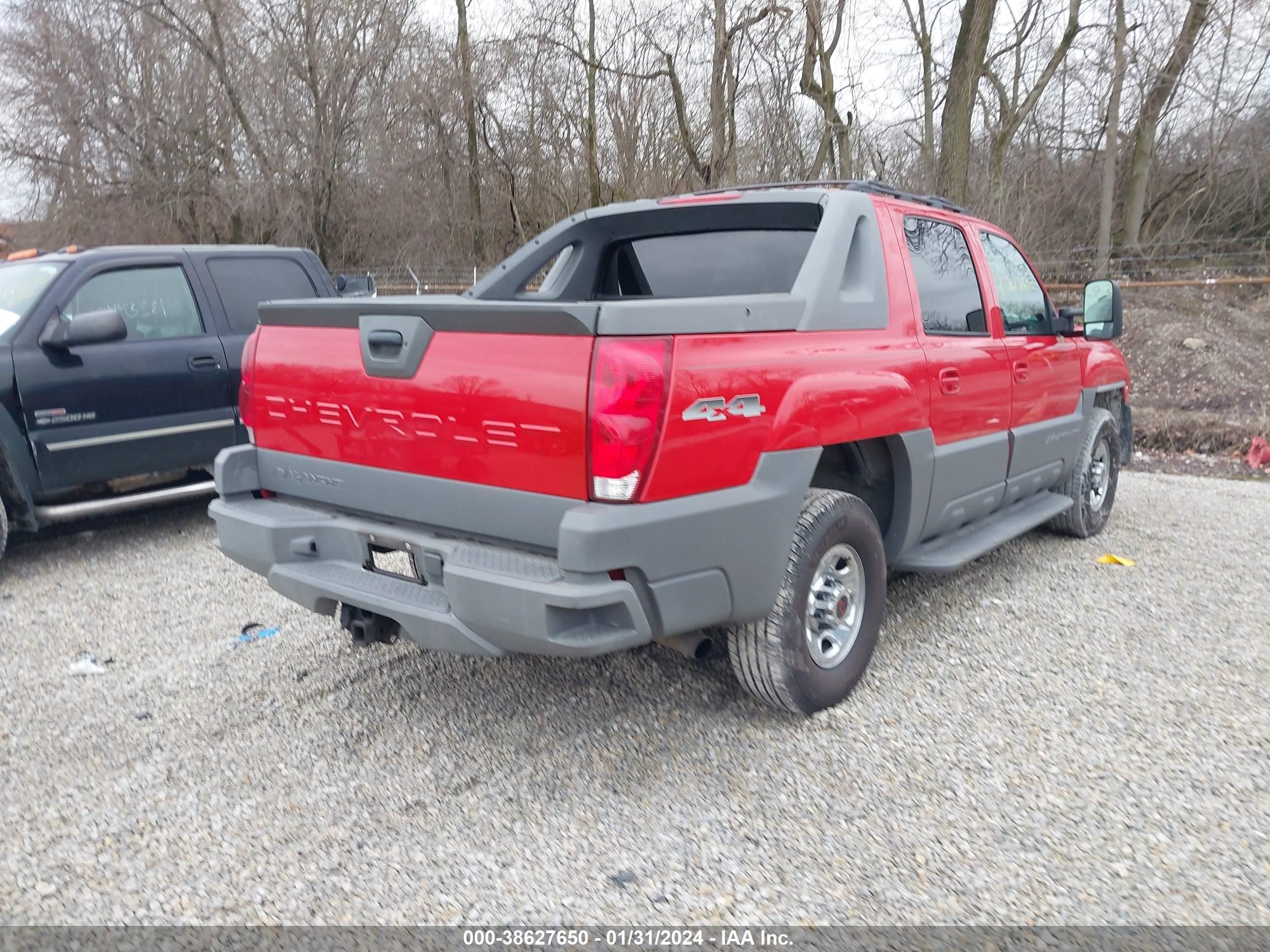 Photo 3 VIN: 3GNGK23G92G157707 - CHEVROLET AVALANCHE 