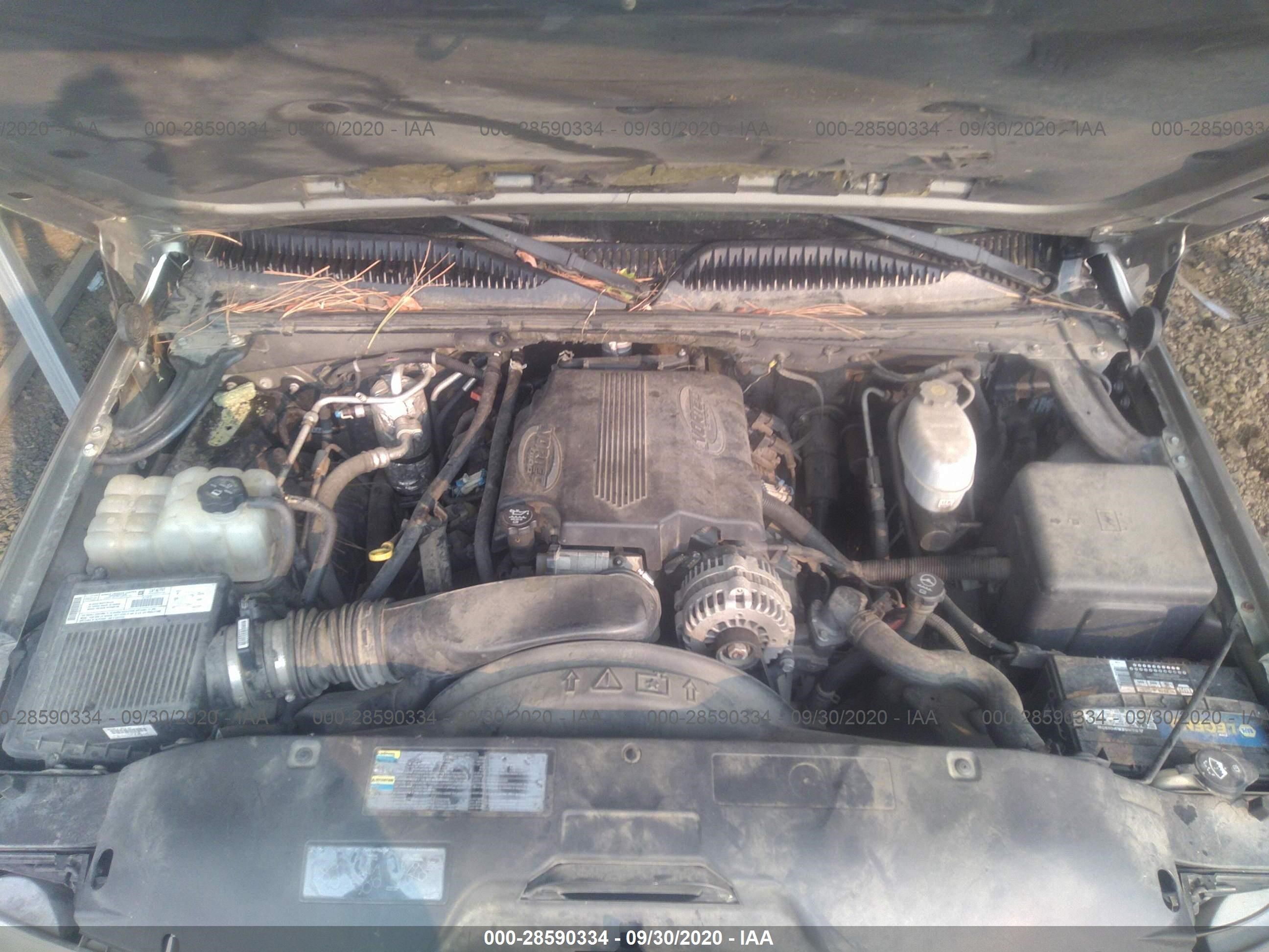 Photo 9 VIN: 3GNGK26G33G224248 - CHEVROLET SUBURBAN 