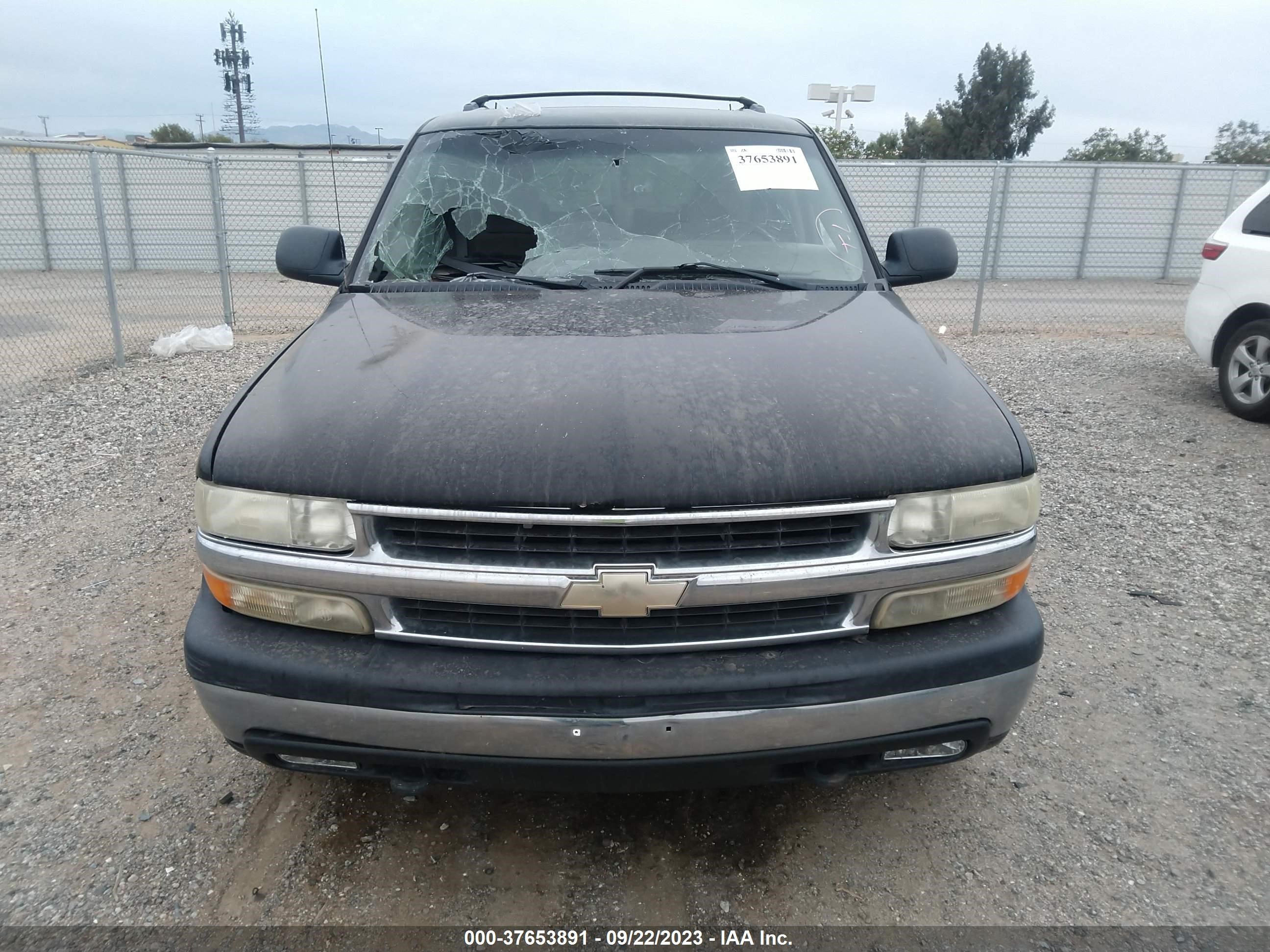 Photo 11 VIN: 3GNGK26G96G235176 - CHEVROLET SUBURBAN 