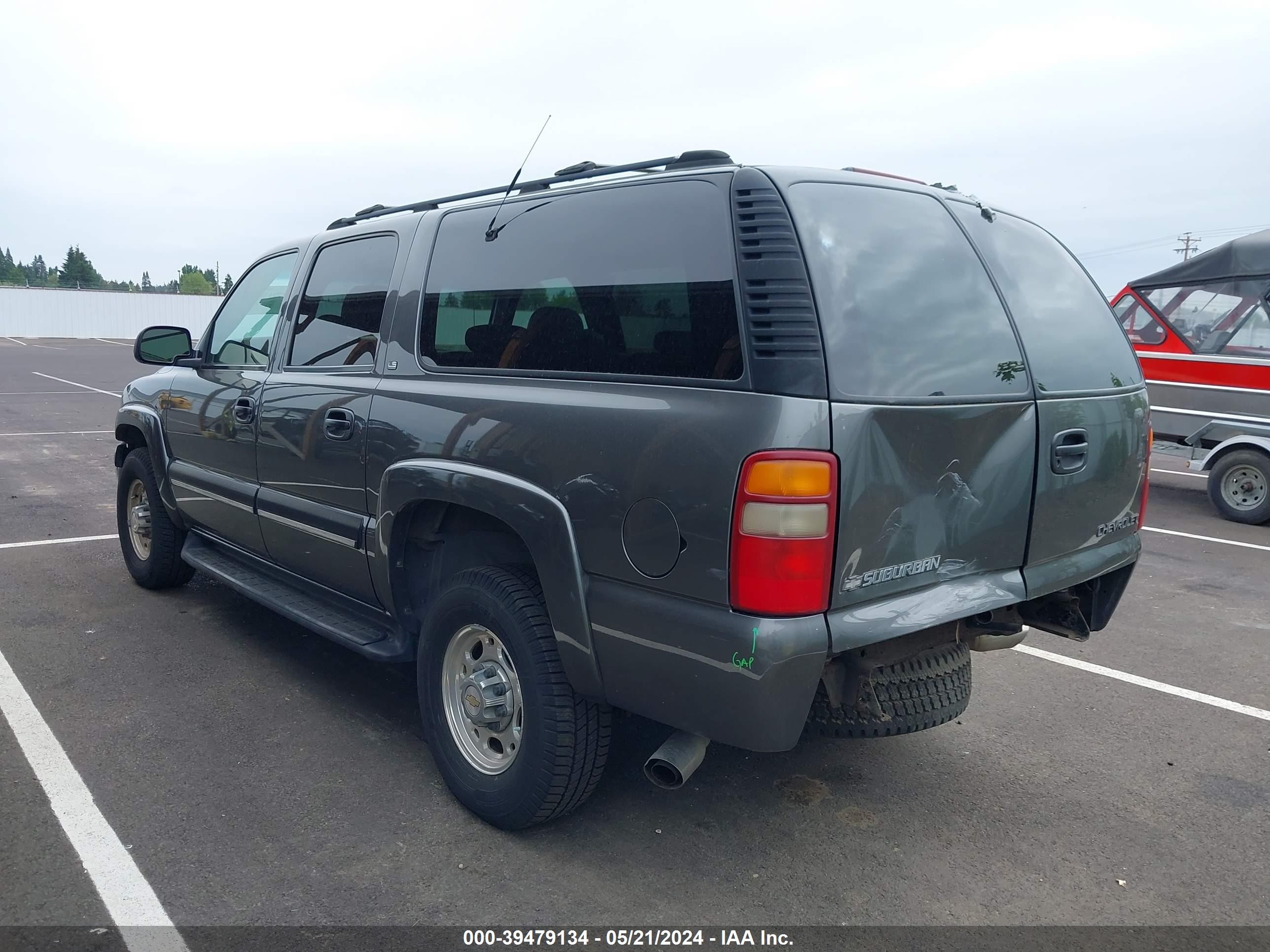 Photo 2 VIN: 3GNGK26GX1G249659 - CHEVROLET SUBURBAN 