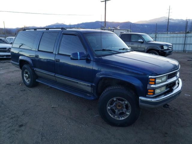 Photo 3 VIN: 3GNGK26J2XG109707 - CHEVROLET SUBURBAN 