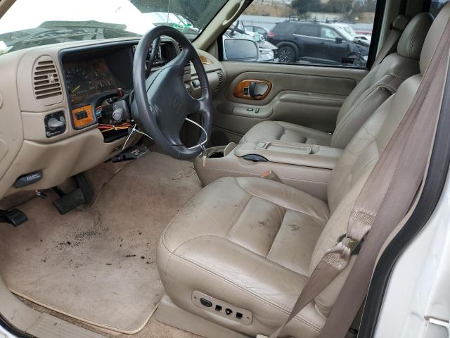 Photo 6 VIN: 3GNGK26J3TG102968 - CHEVROLET SUBURBAN 