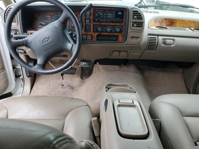 Photo 7 VIN: 3GNGK26J3TG102968 - CHEVROLET SUBURBAN 