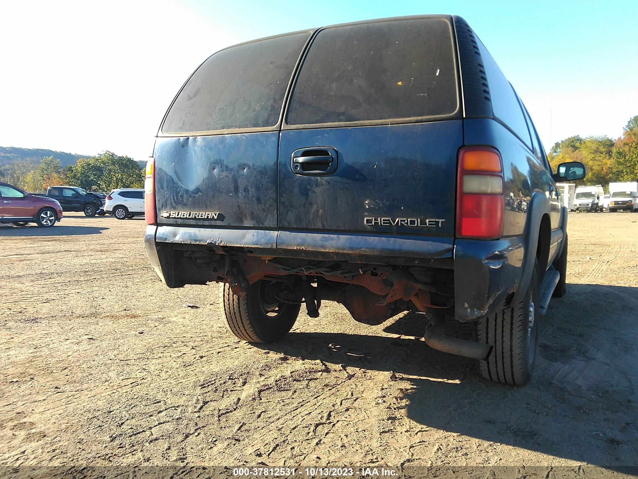 Photo 5 VIN: 3GNGK26U22G259609 - CHEVROLET SUBURBAN 