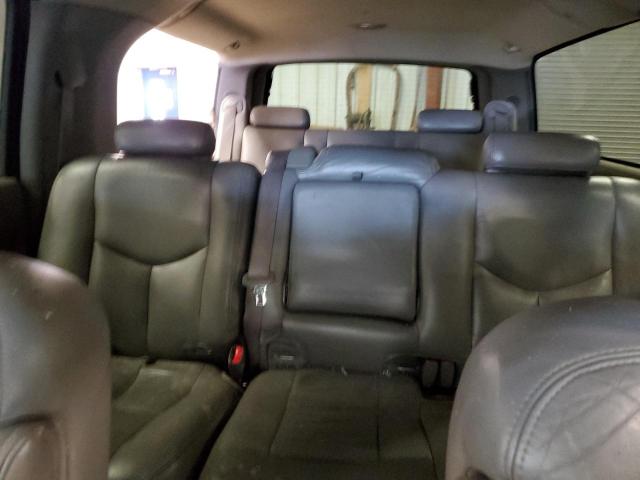 Photo 9 VIN: 3GNGK26U54G275208 - CHEVROLET SUBURBAN 