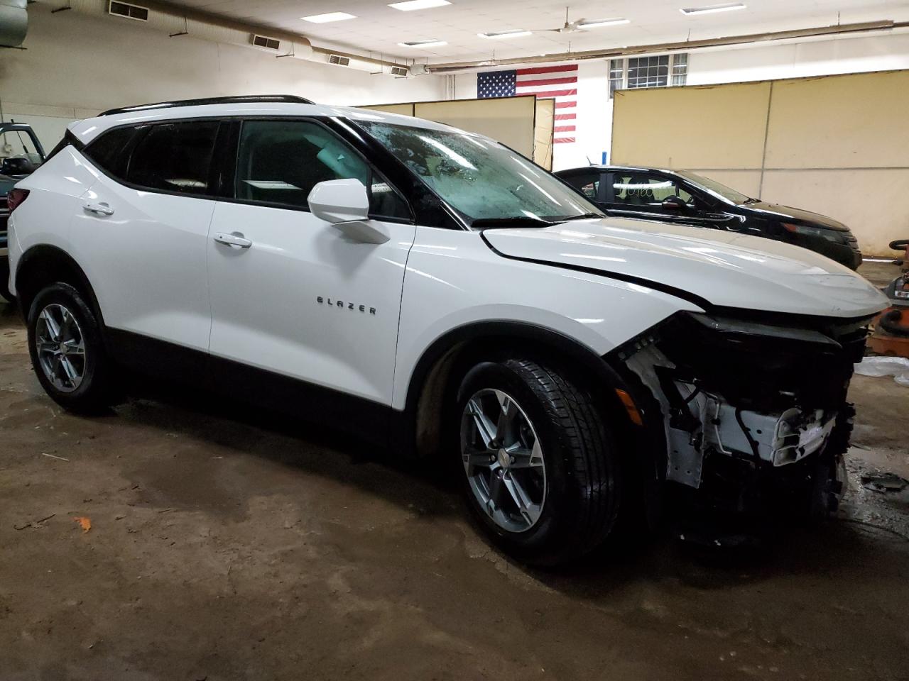 Photo 3 VIN: 3GNKBCR42PS235536 - CHEVROLET BLAZER 