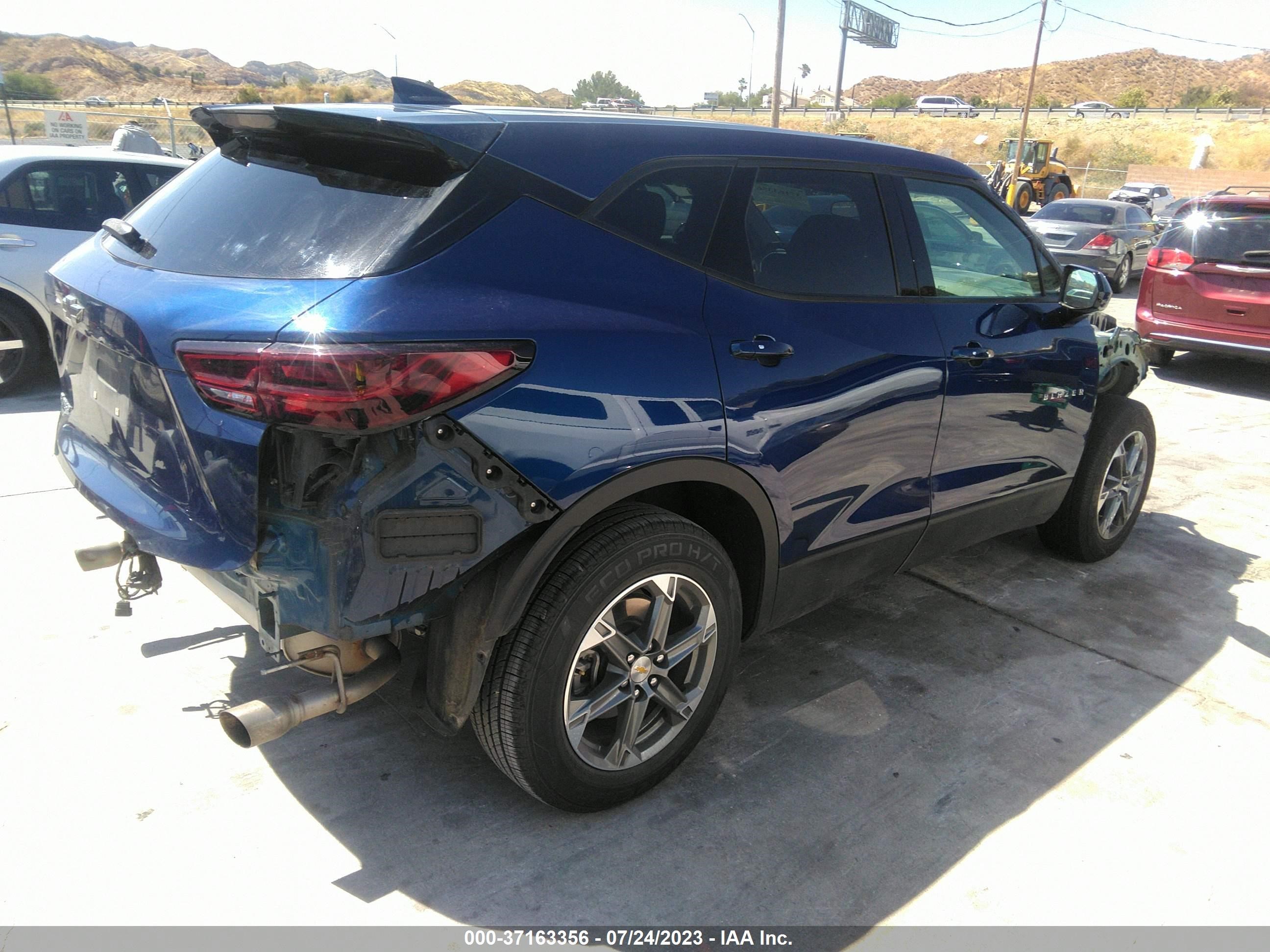 Photo 3 VIN: 3GNKBCR44PS154652 - CHEVROLET BLAZER 