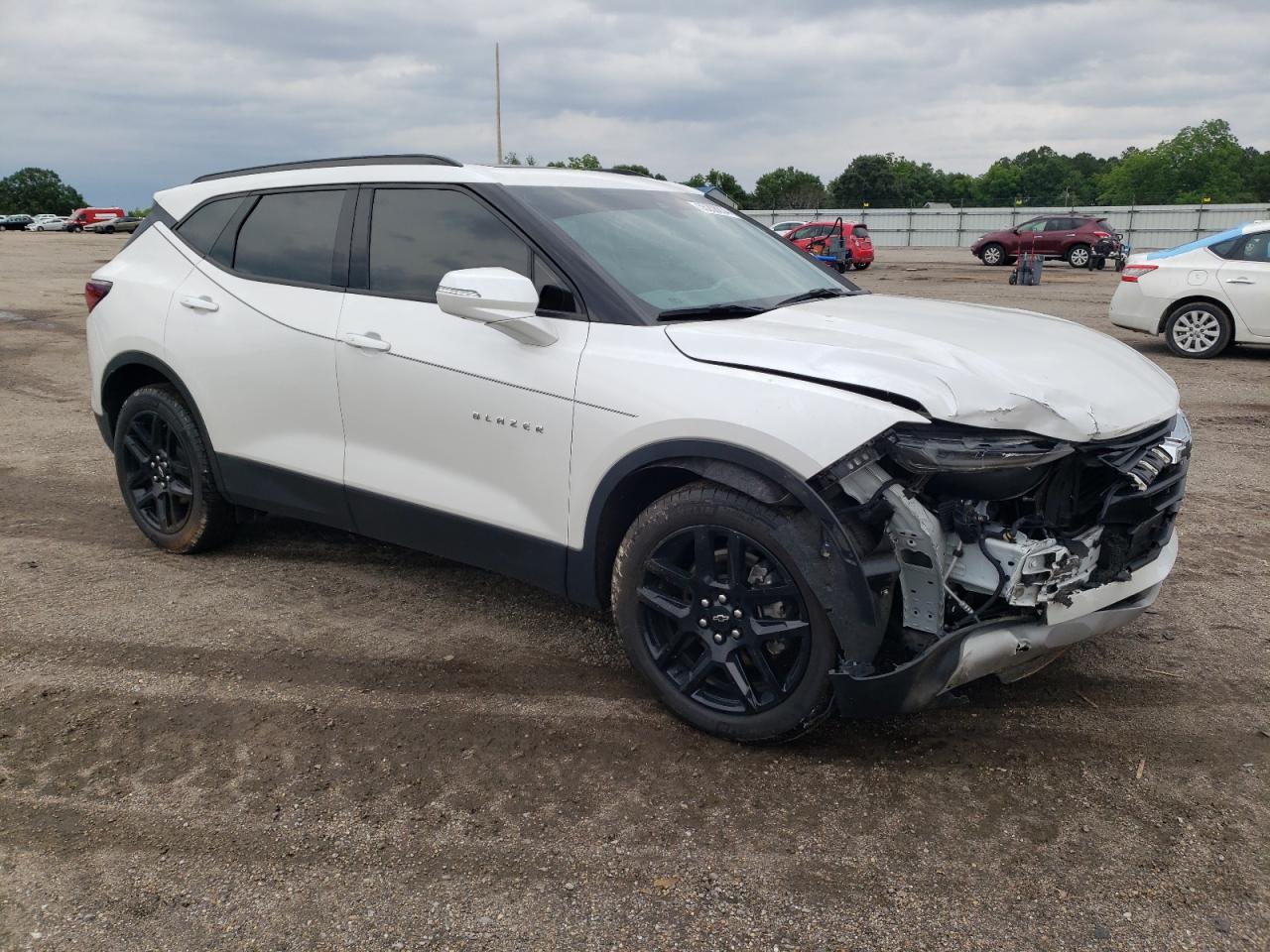 Photo 3 VIN: 3GNKBDRS2MS524271 - CHEVROLET BLAZER 