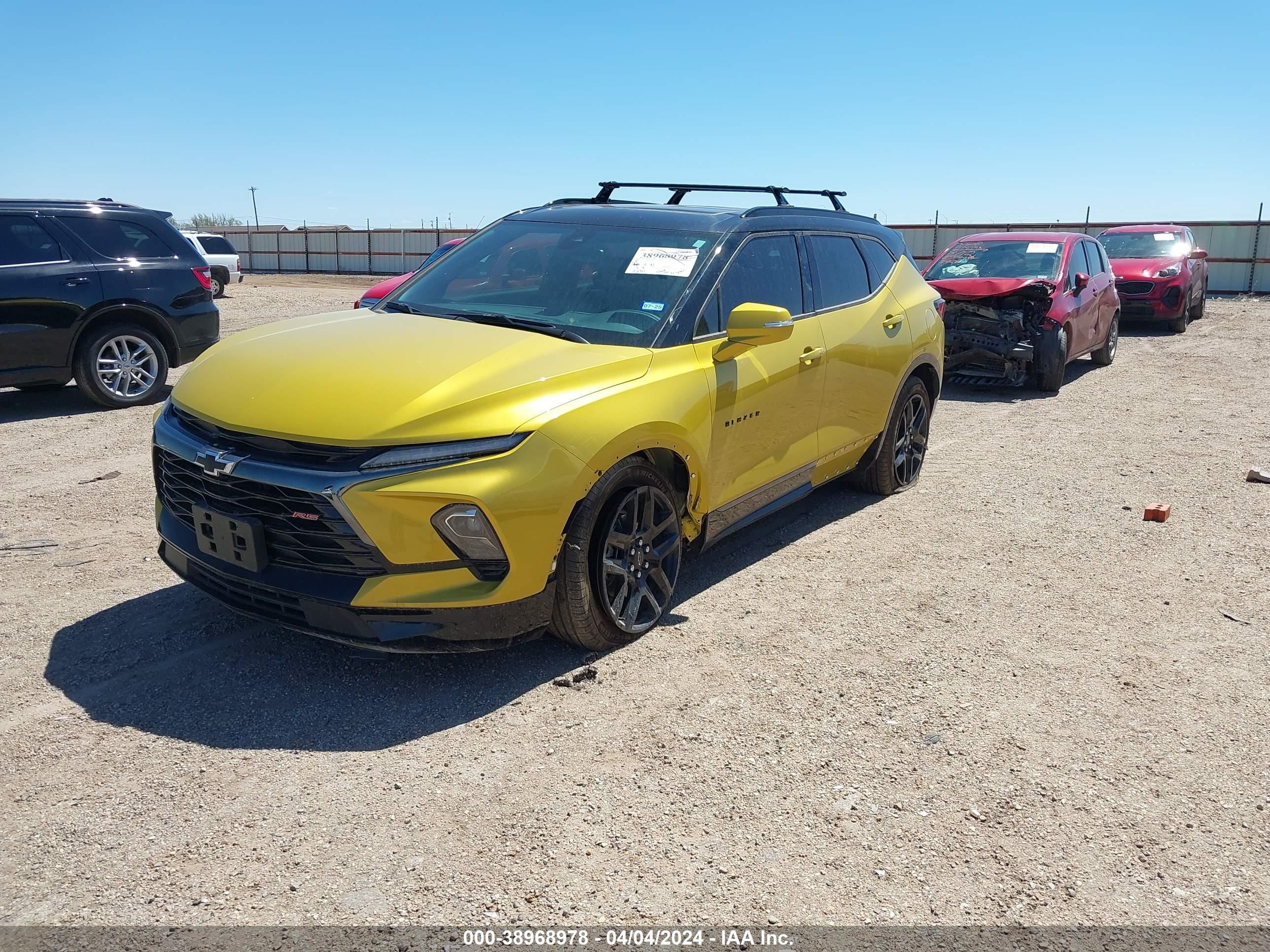 Photo 1 VIN: 3GNKBERS0PS224383 - CHEVROLET BLAZER 