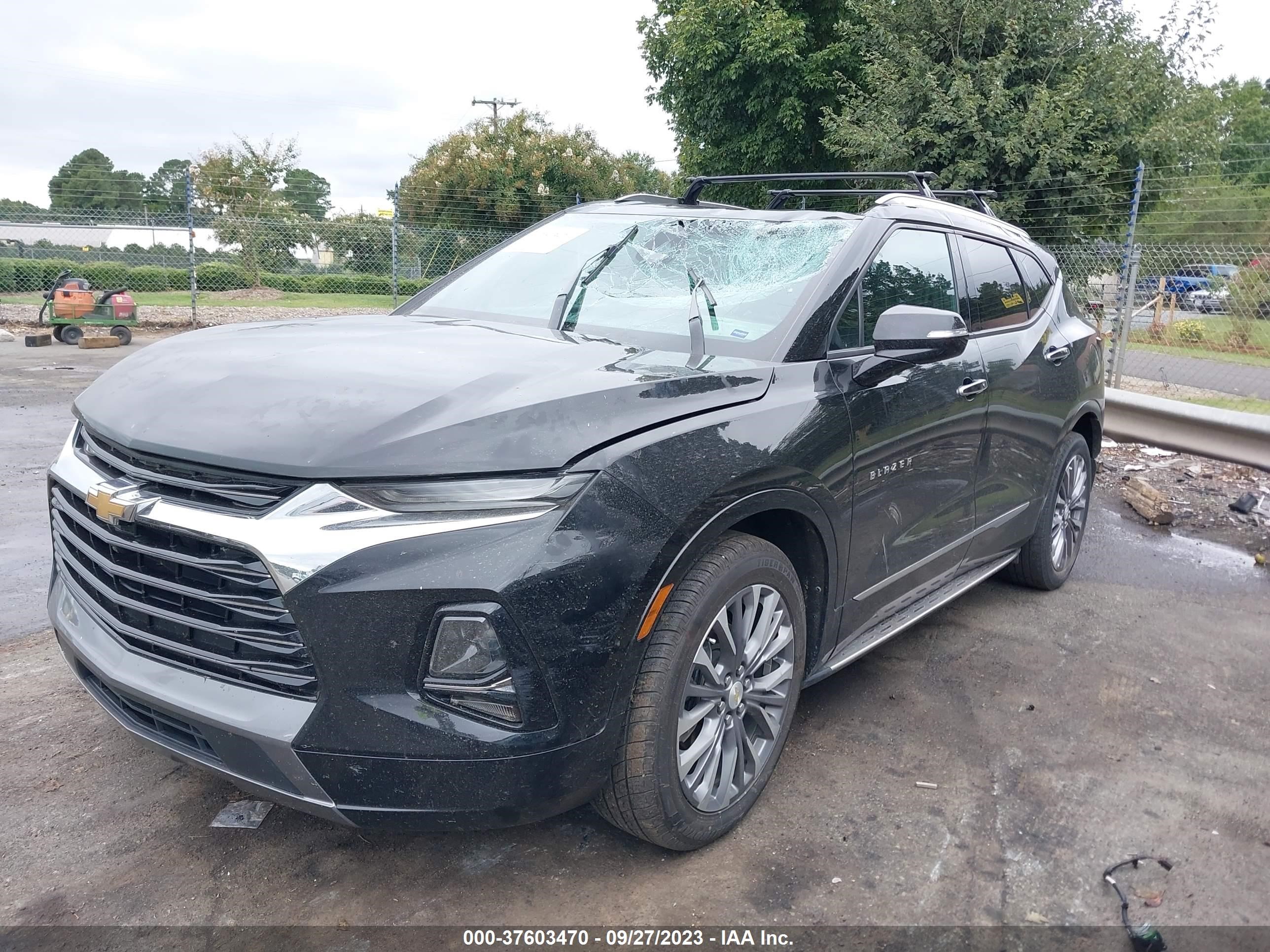 Photo 1 VIN: 3GNKBFRS2MS525853 - CHEVROLET BLAZER 