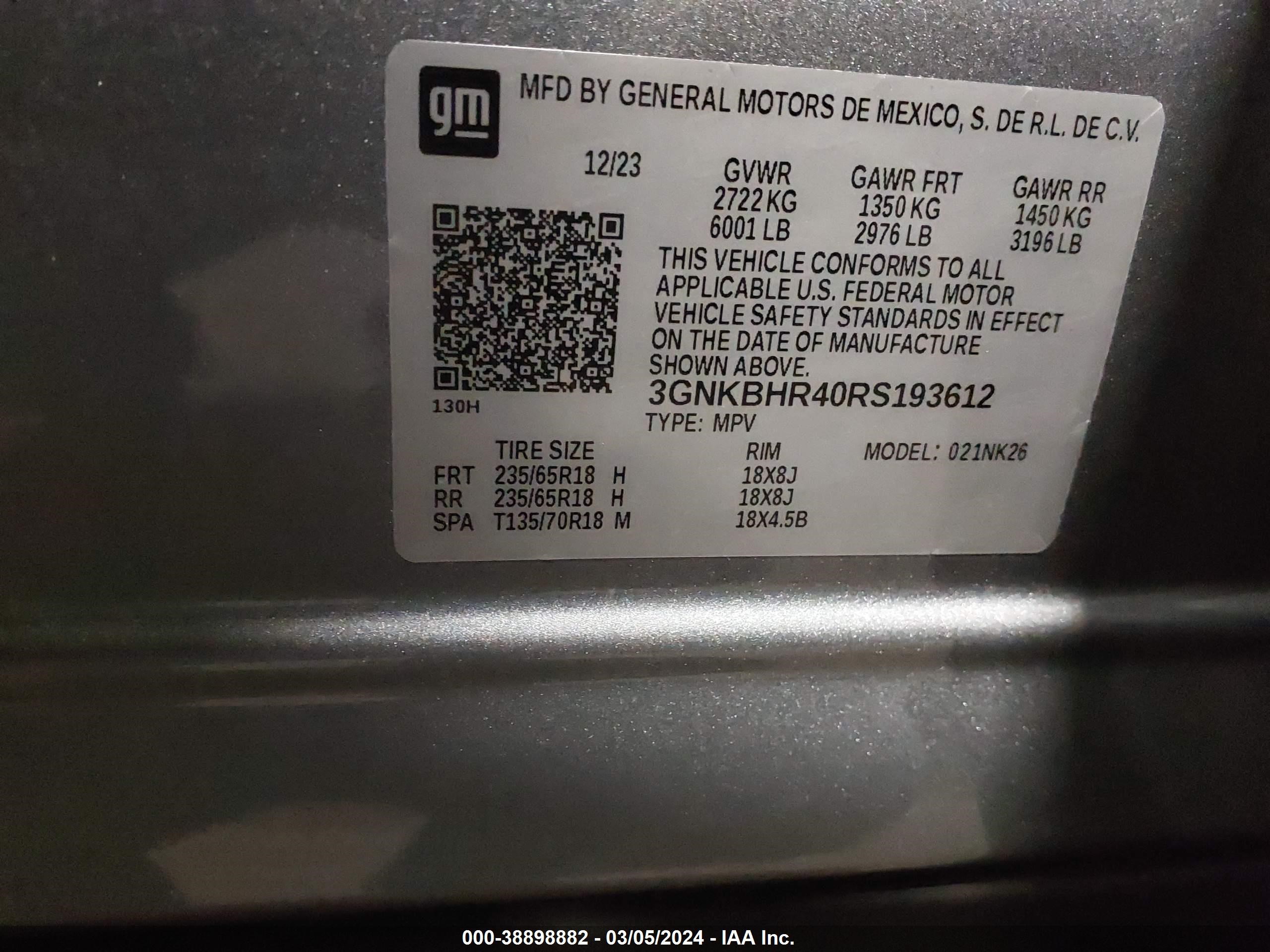 Photo 4 VIN: 3GNKBHR40RS193612 - CHEVROLET BLAZER 