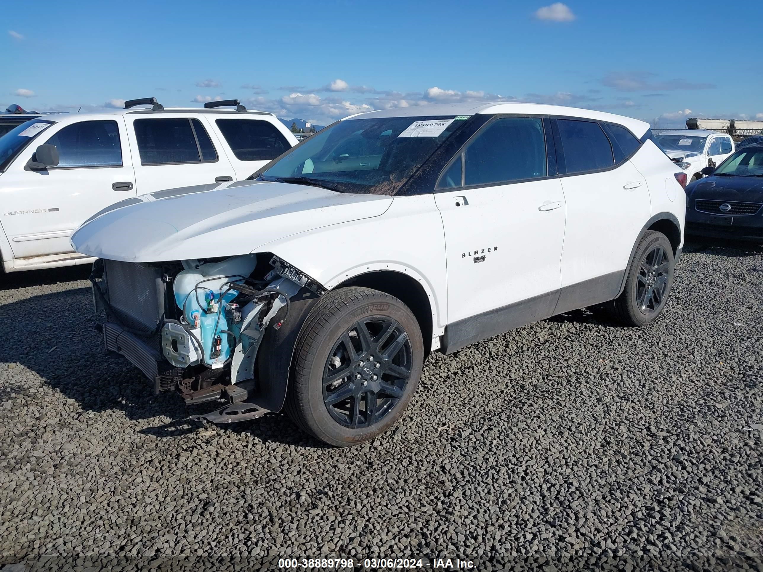 Photo 1 VIN: 3GNKBHR46PS114229 - CHEVROLET BLAZER 