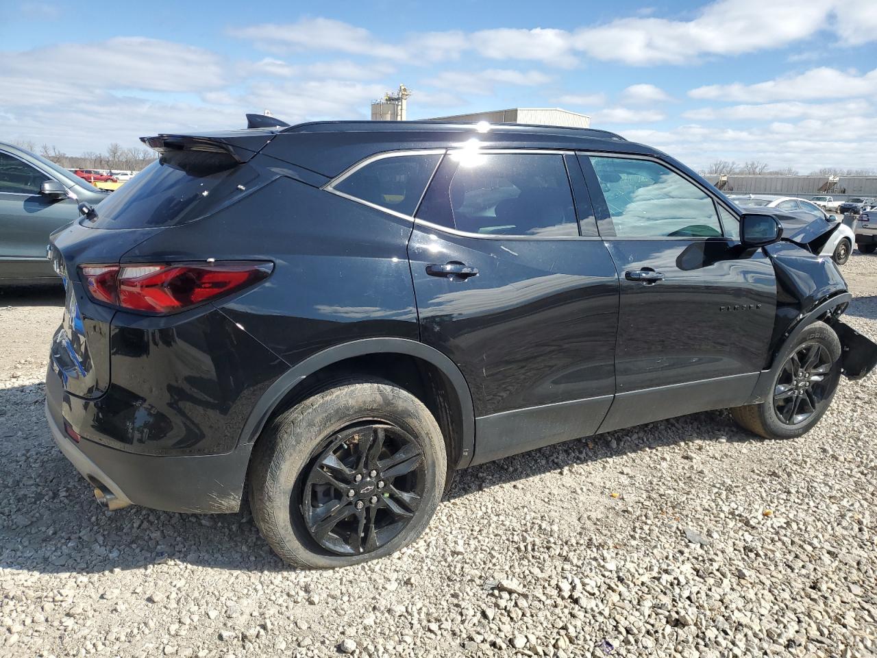 Photo 2 VIN: 3GNKBHR4XNS112173 - CHEVROLET BLAZER 